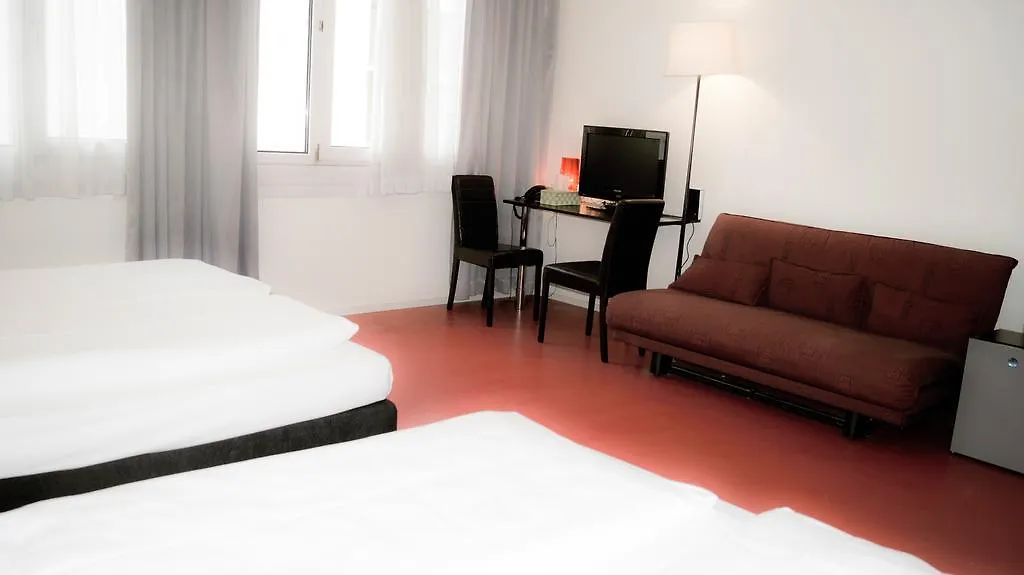 Hotel Hillinger Vienna 3*,