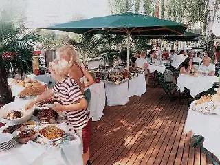 ***  Hotel Hillinger فيينا النمسا